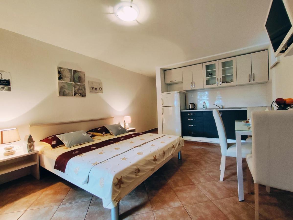 Apartmani Nada Mustapic 布雷拉 外观 照片